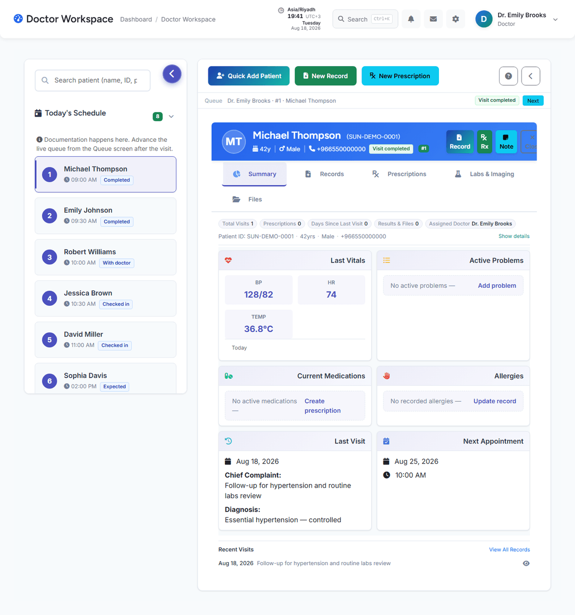 Classic doctor workspace — patient file and documentation